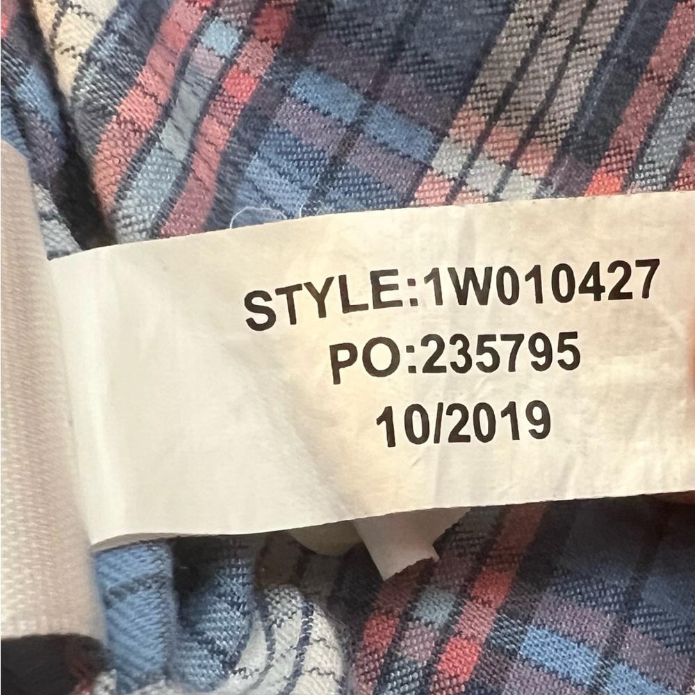 Vineyard‎ Vines Medium Men’s Murray Shirt Blue Pink Plaid Flannel Classic Fit - Picture 5 of 5